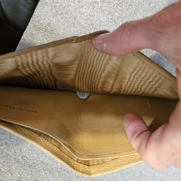 COPY - Chanel bifold wallet - Picture 12 of 16